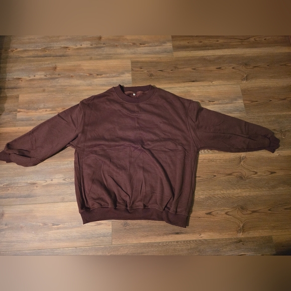 Oversized Crew Sweatshirt NWOT - Picture 1 of 4